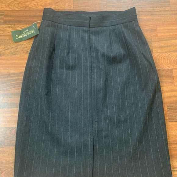 Harve’ Bernard high waisted wool pencil skirt size 8P NWT! Stitched design - Picture 8 of 10